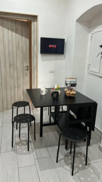 Apartment Dominique บารี ภายนอก รูปภาพ
